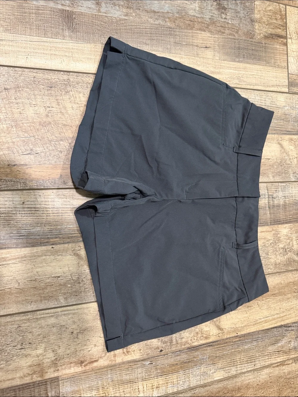 Willit Women’s 4.5” Golf Shorts - Deep Grey